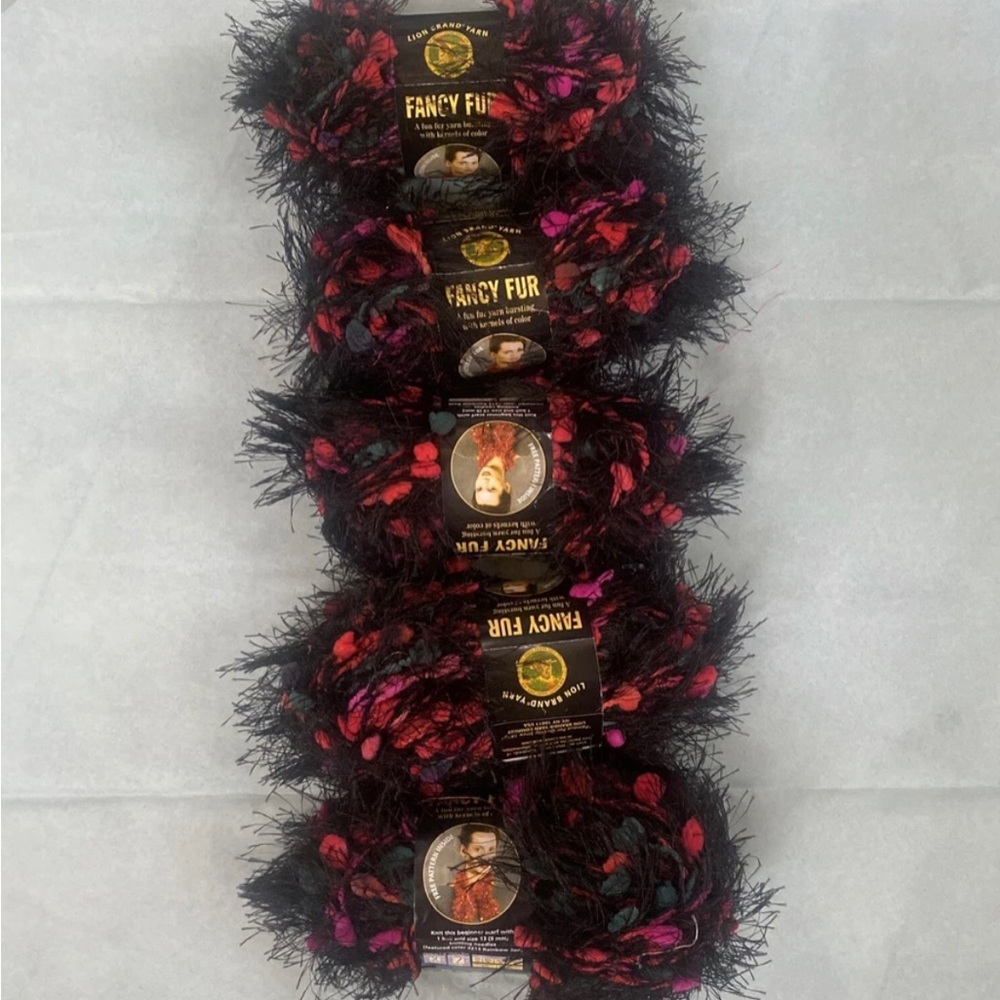 Lion Brand Fancy Fun Strawberry Fields Color Yarn Skeins - Lot of 5 NOS